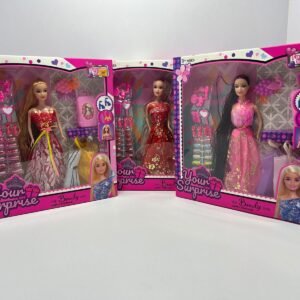 BARBI ACCESORIOS Y VESTIDO 33X33 CM