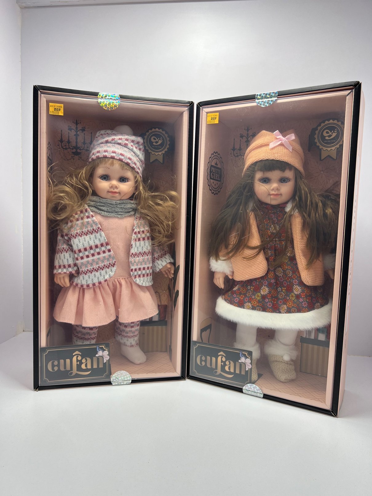 MUÑECA REALISTA VESTIDO CAJA
